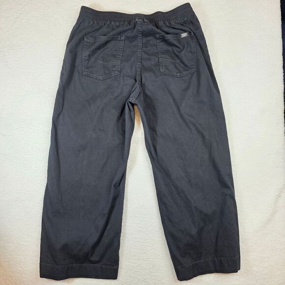 Levi's Signature Wide Leg Cropped Pullon Pants Size 14/32 - Picture 3 of 17